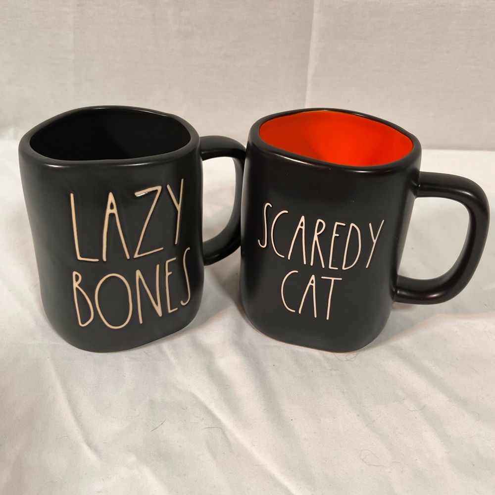 NEW Rae Dunn LAZY BONES SCAREDY CAT Couples Matte Black Mug Set Orange Coffee.